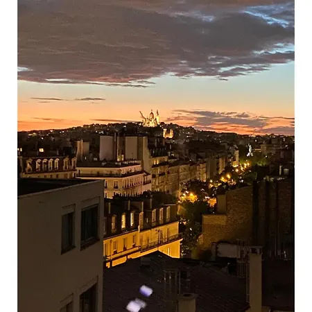 La Dans Les Nuages Проживание в семье Париж